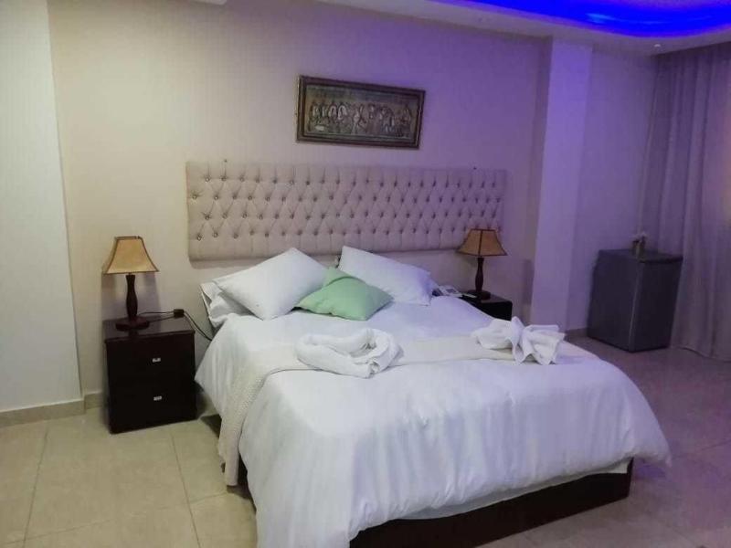 Amon Holiday Pyramids Inn Kafret el-Gabal Eksteriør bilde
