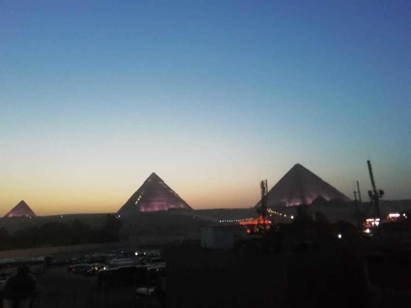 Amon Holiday Pyramids Inn Kafret el-Gabal Eksteriør bilde