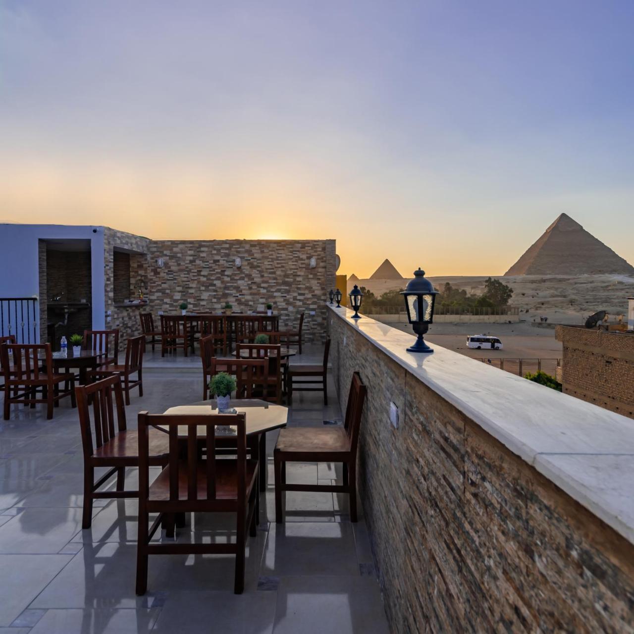 Amon Holiday Pyramids Inn Kafret el-Gabal Eksteriør bilde